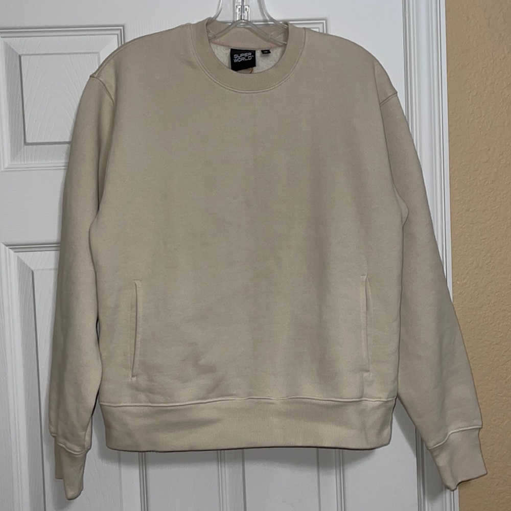 Aritzia The Super Fleece Pocket Crew Sweatshirt